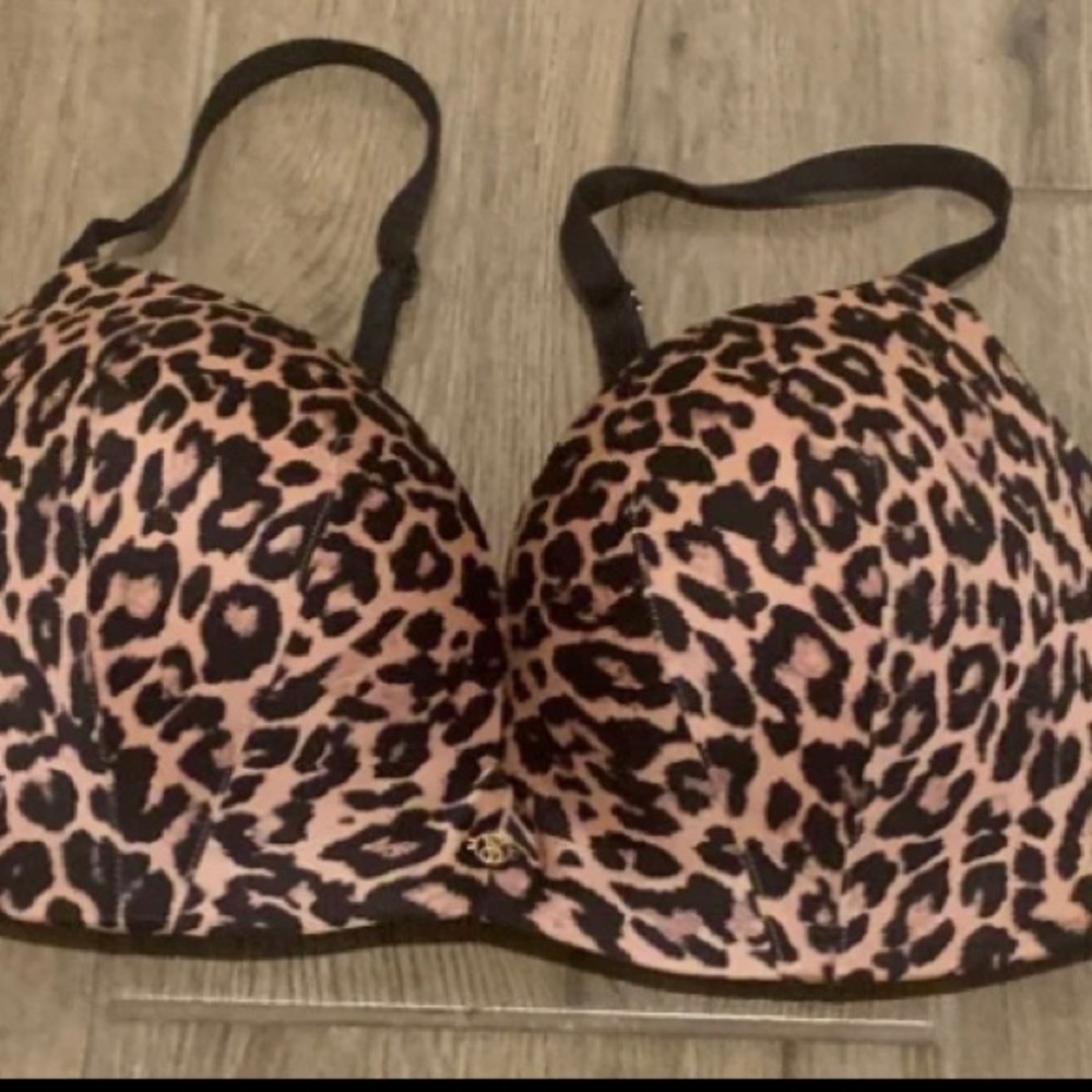 VERY SEXY So Obsessed  Wireless Push-Up Bra